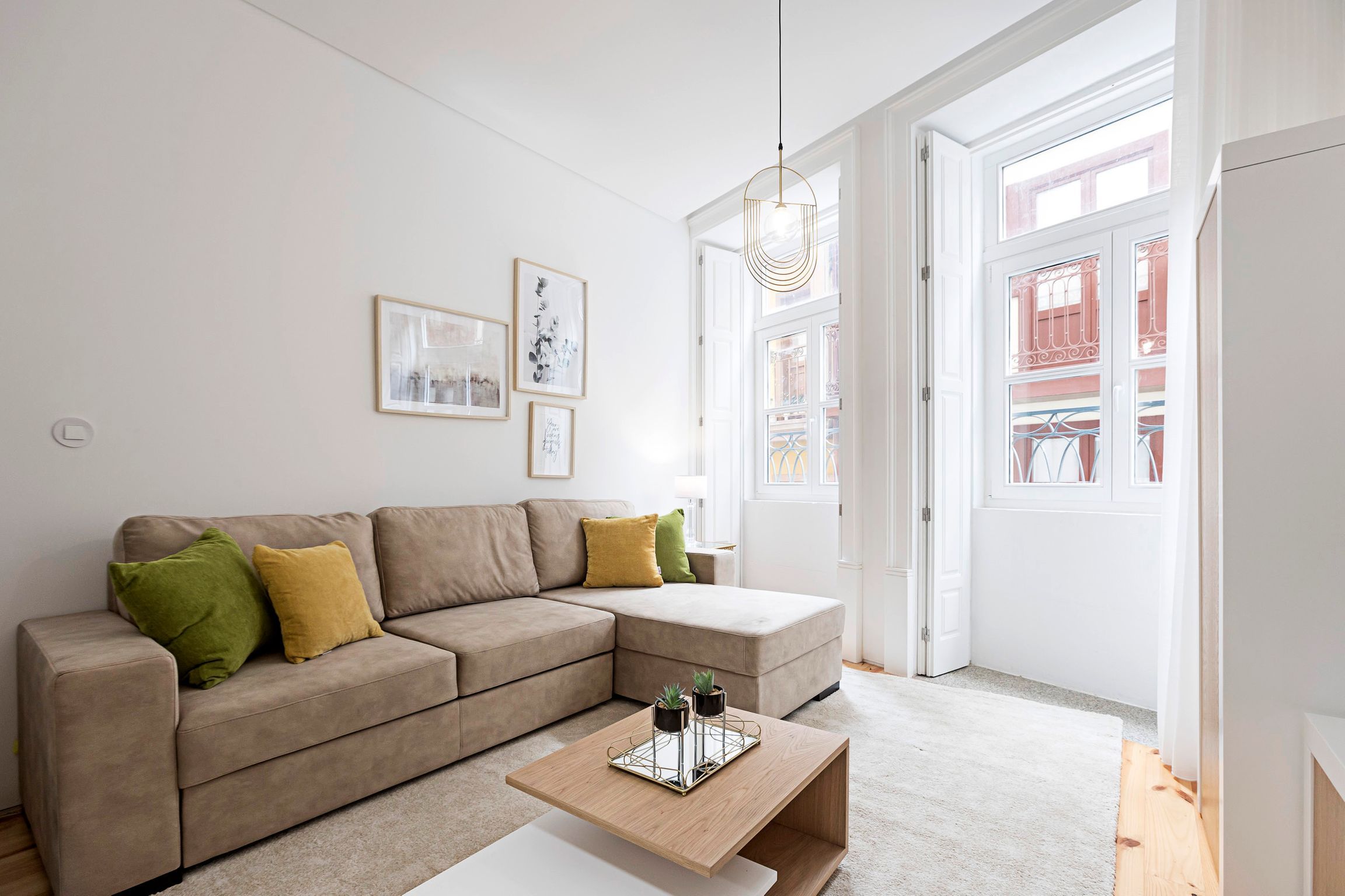 Lóios 1BR Flat Downtown by LovelyStay