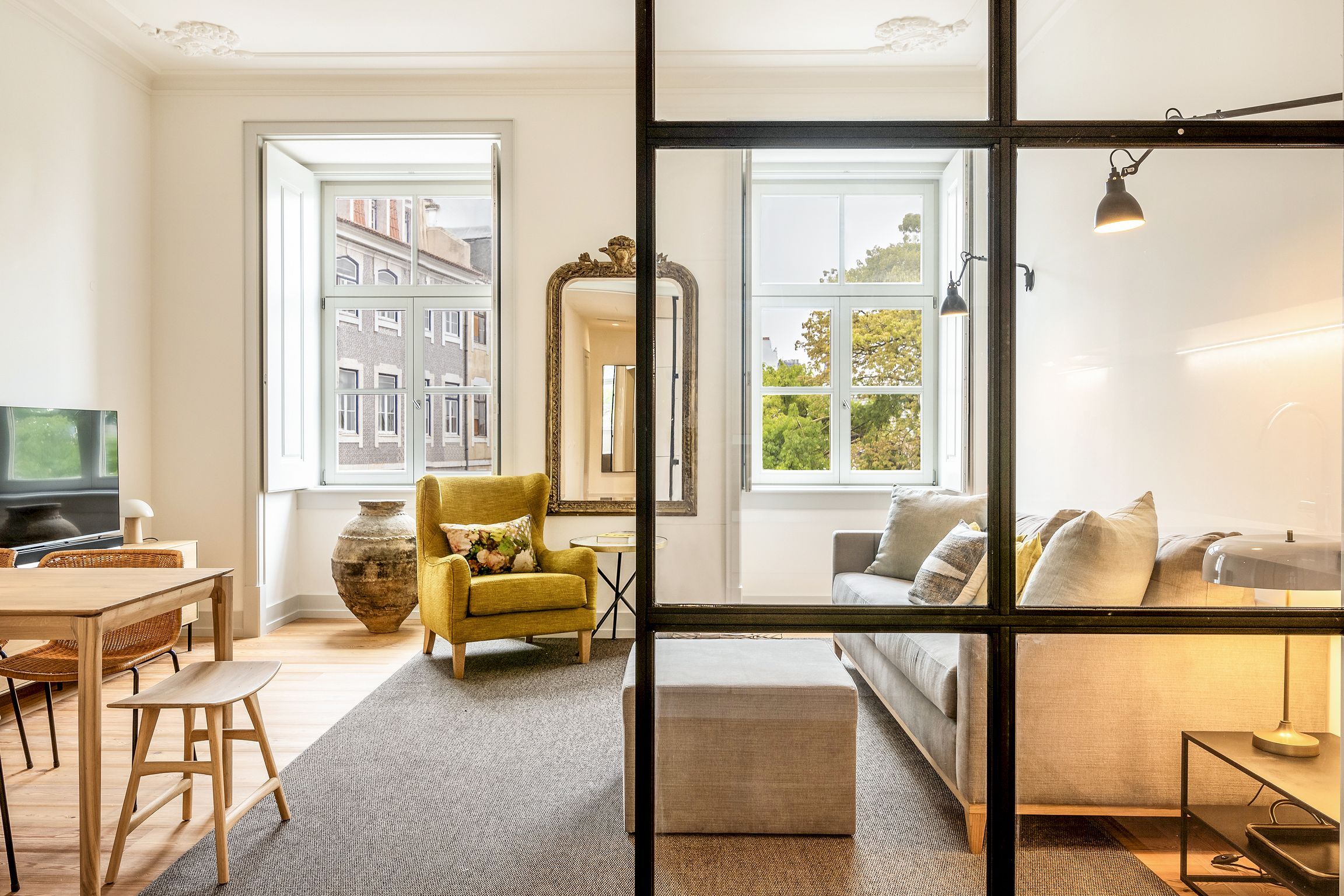 Beautiful Flat near Pç. do Comércio by LovelyStay