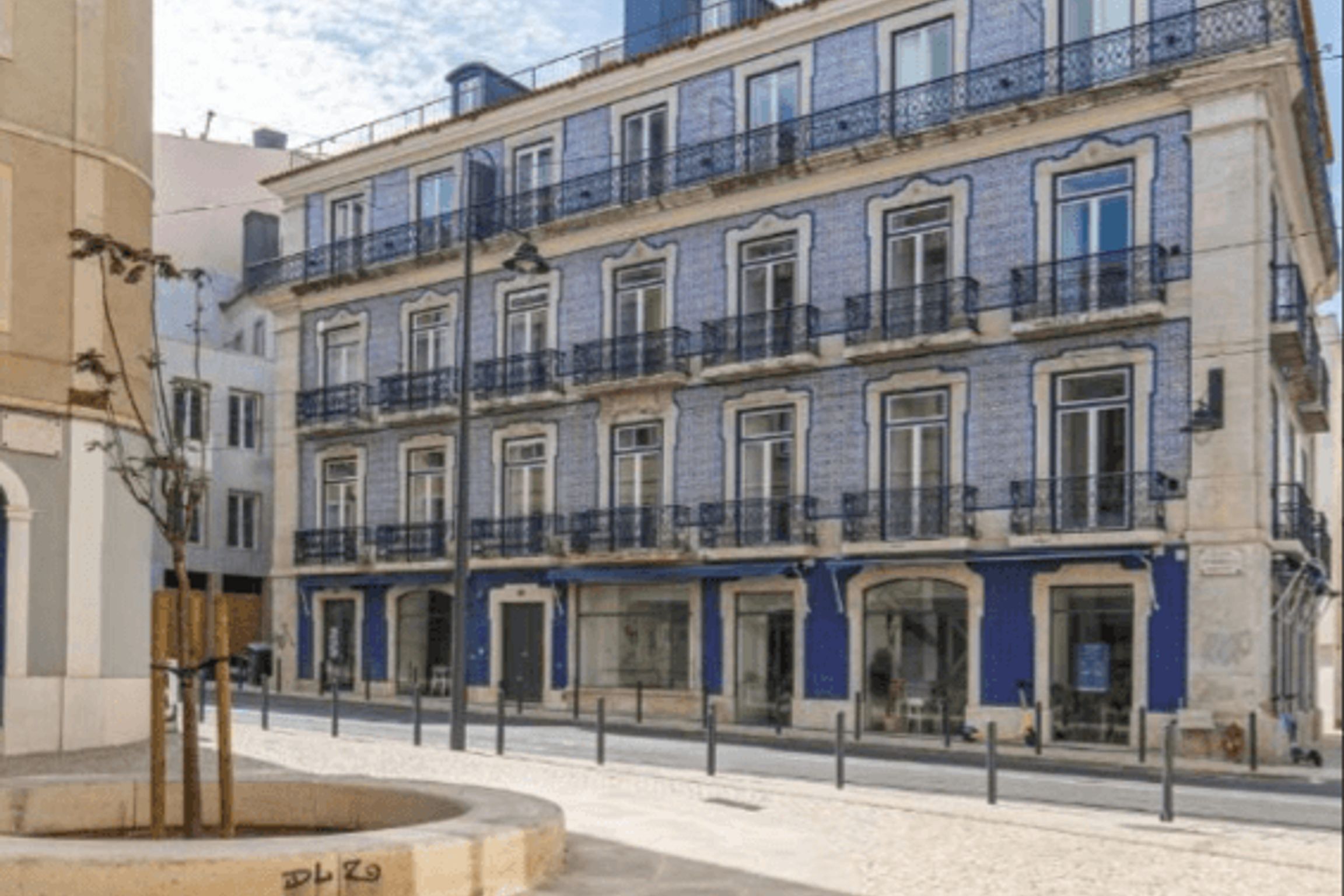 Ando Living - Abrantes 10 House