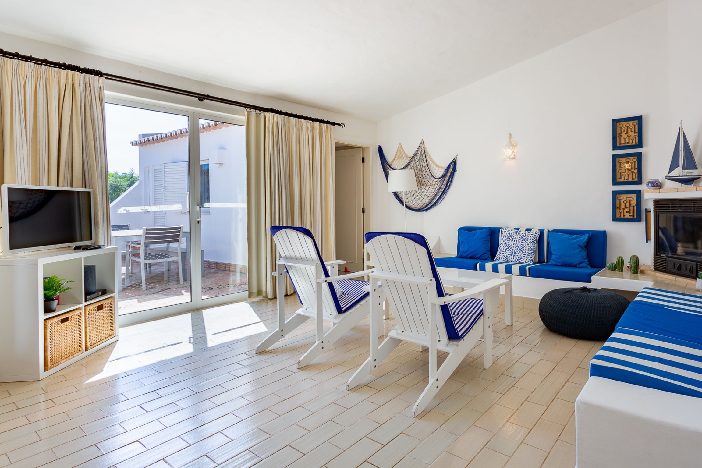 Sea 3BDR House W/ Patio by Lovelystay