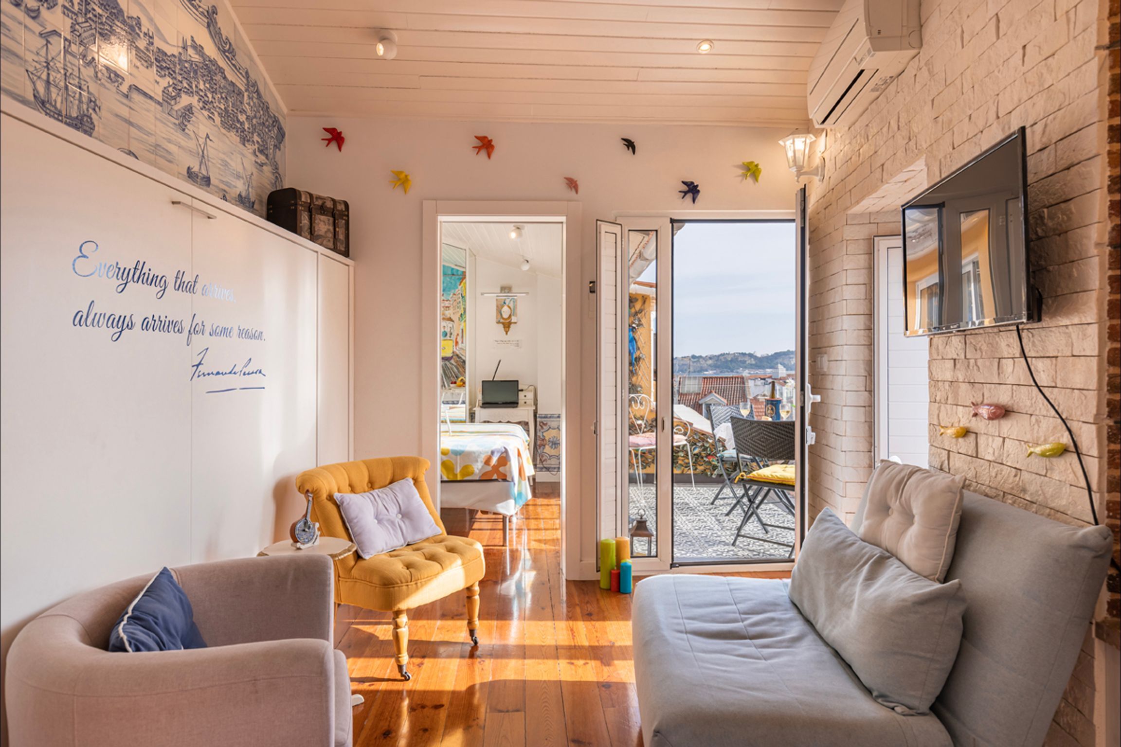 Peaceful Loft - Amazing Terrace & View