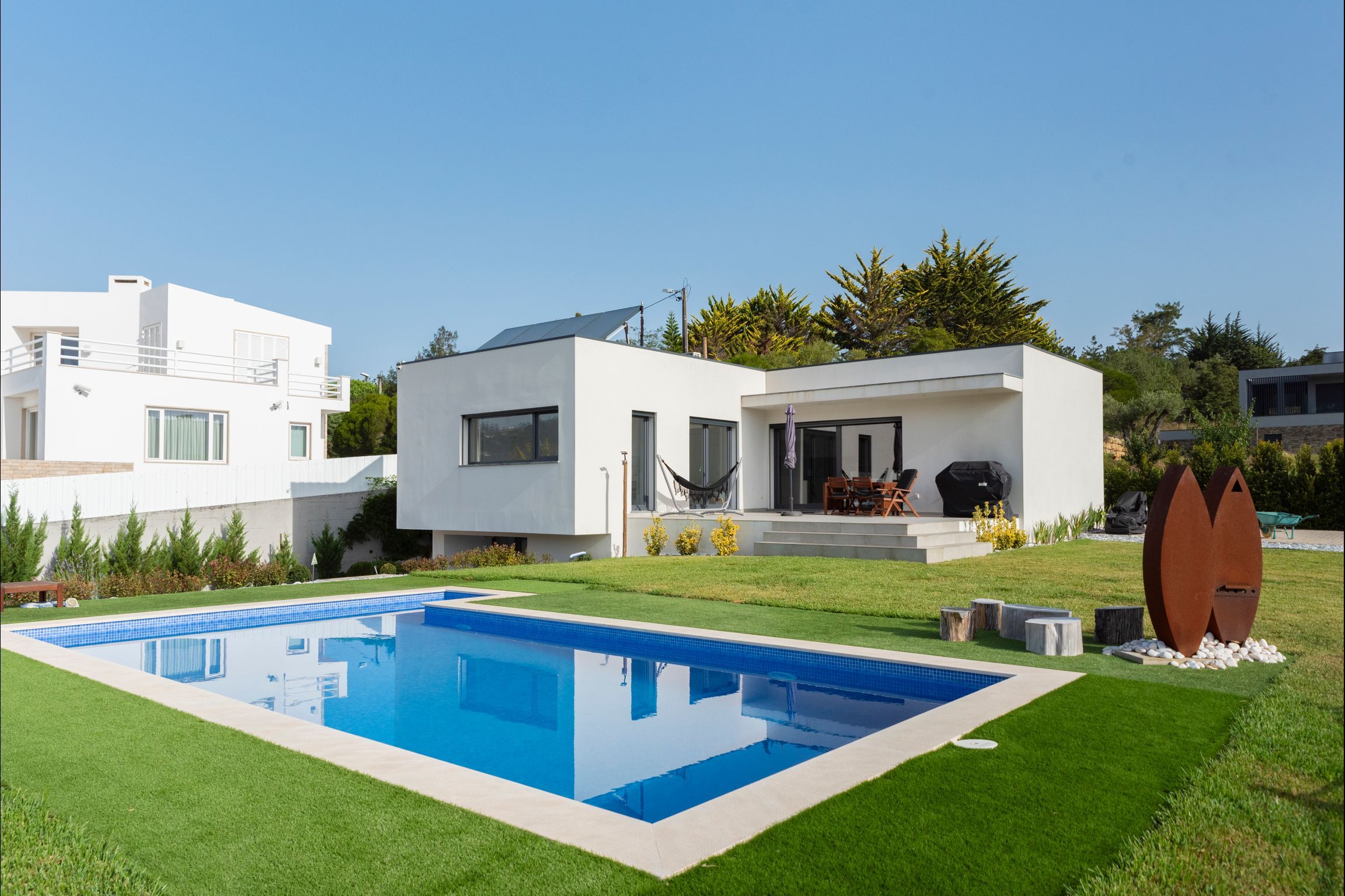 Amazing Sintra: Private Pool & Views by LovelyStay