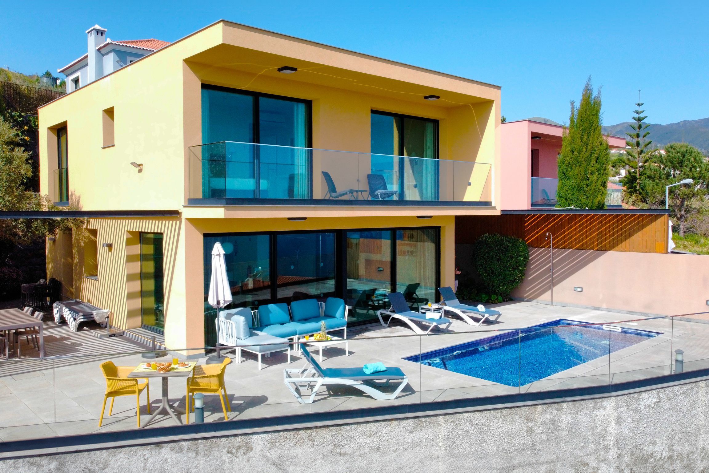 Eden Sun-Modern Luxury Villa with Panoramic View