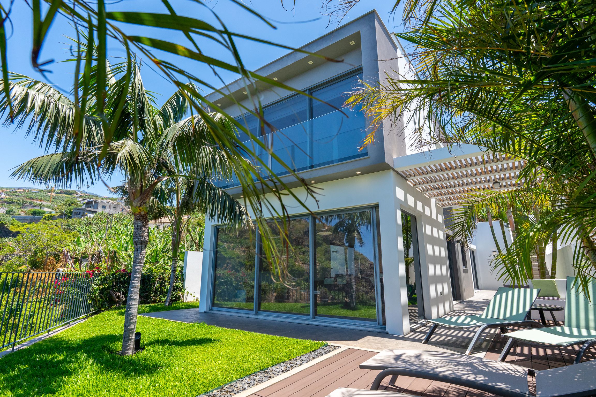 Villa Calhau by LovelyStay