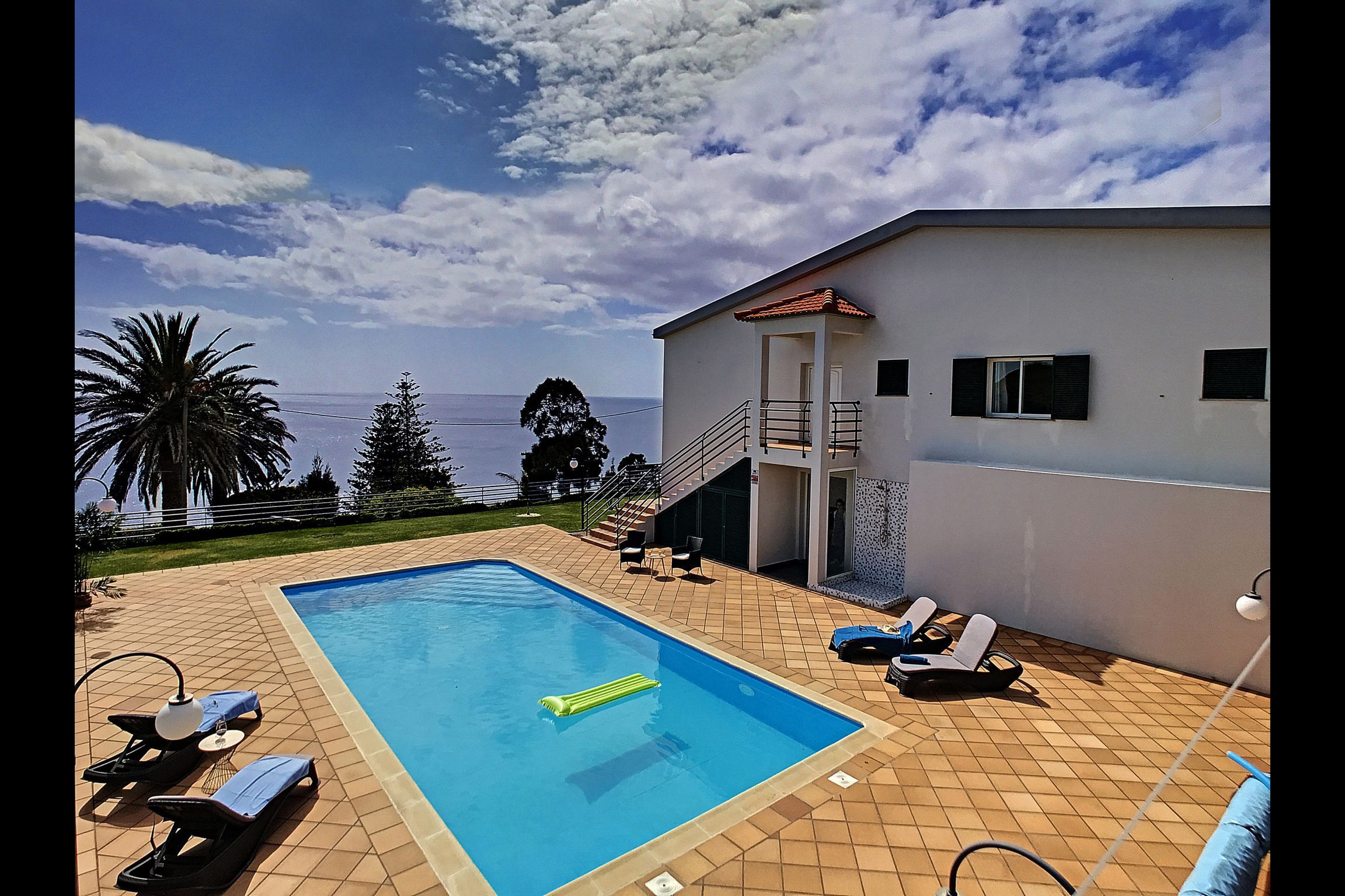 Villa Prainha by LovelyStay