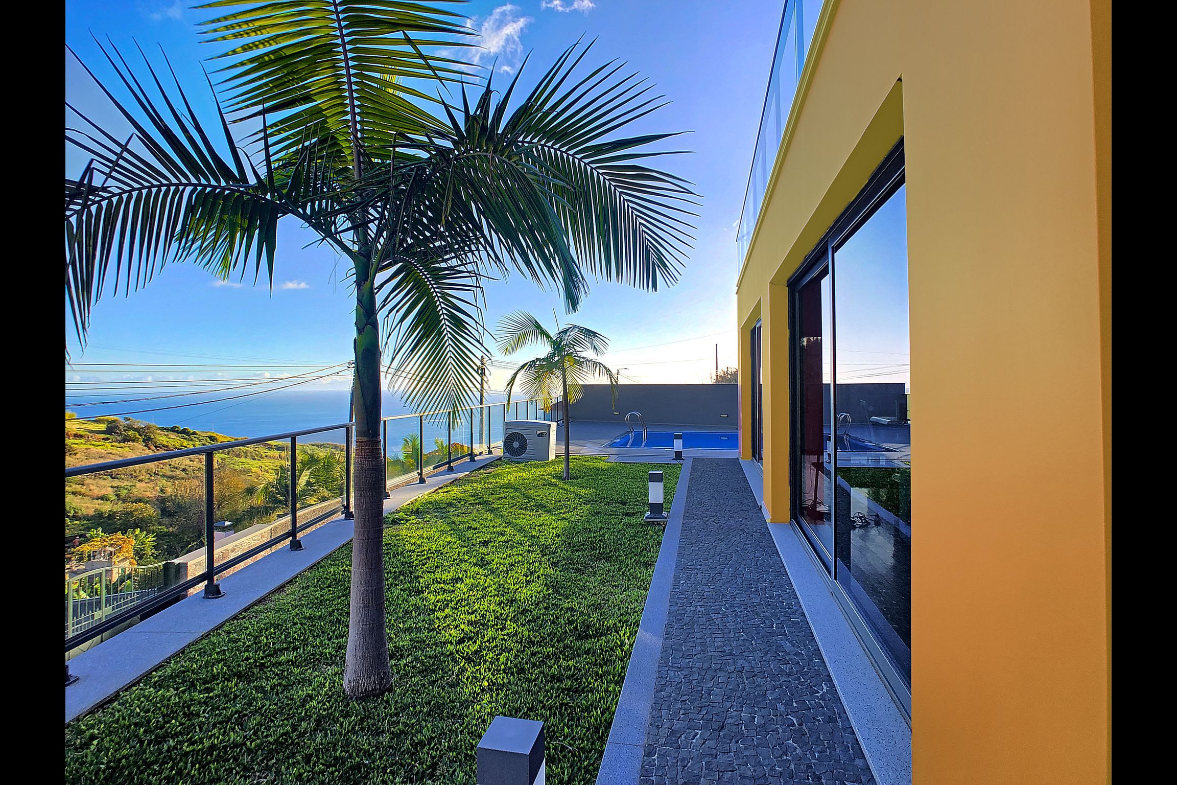 Villa Serramar by LovelyStay