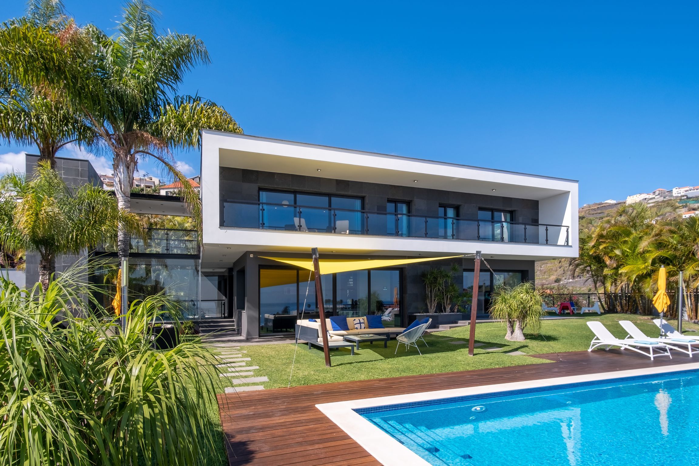Villa Skylark by LovelyStay