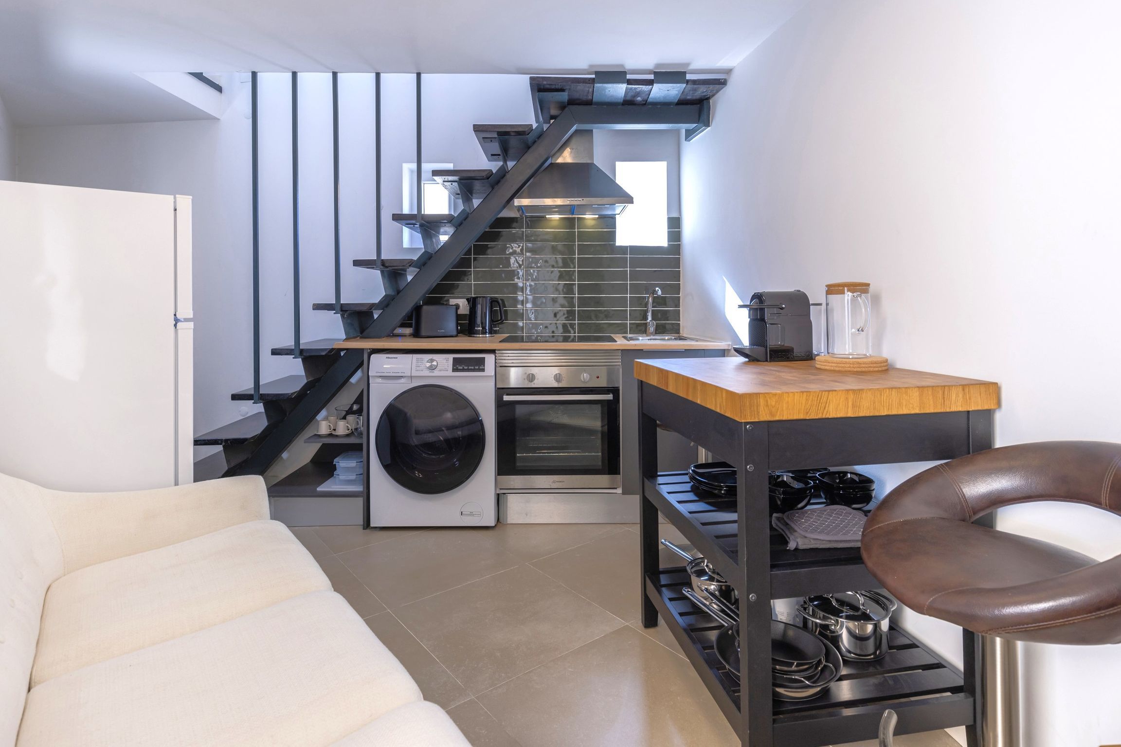 Estrela Escape Studios 1 by LovelyStay