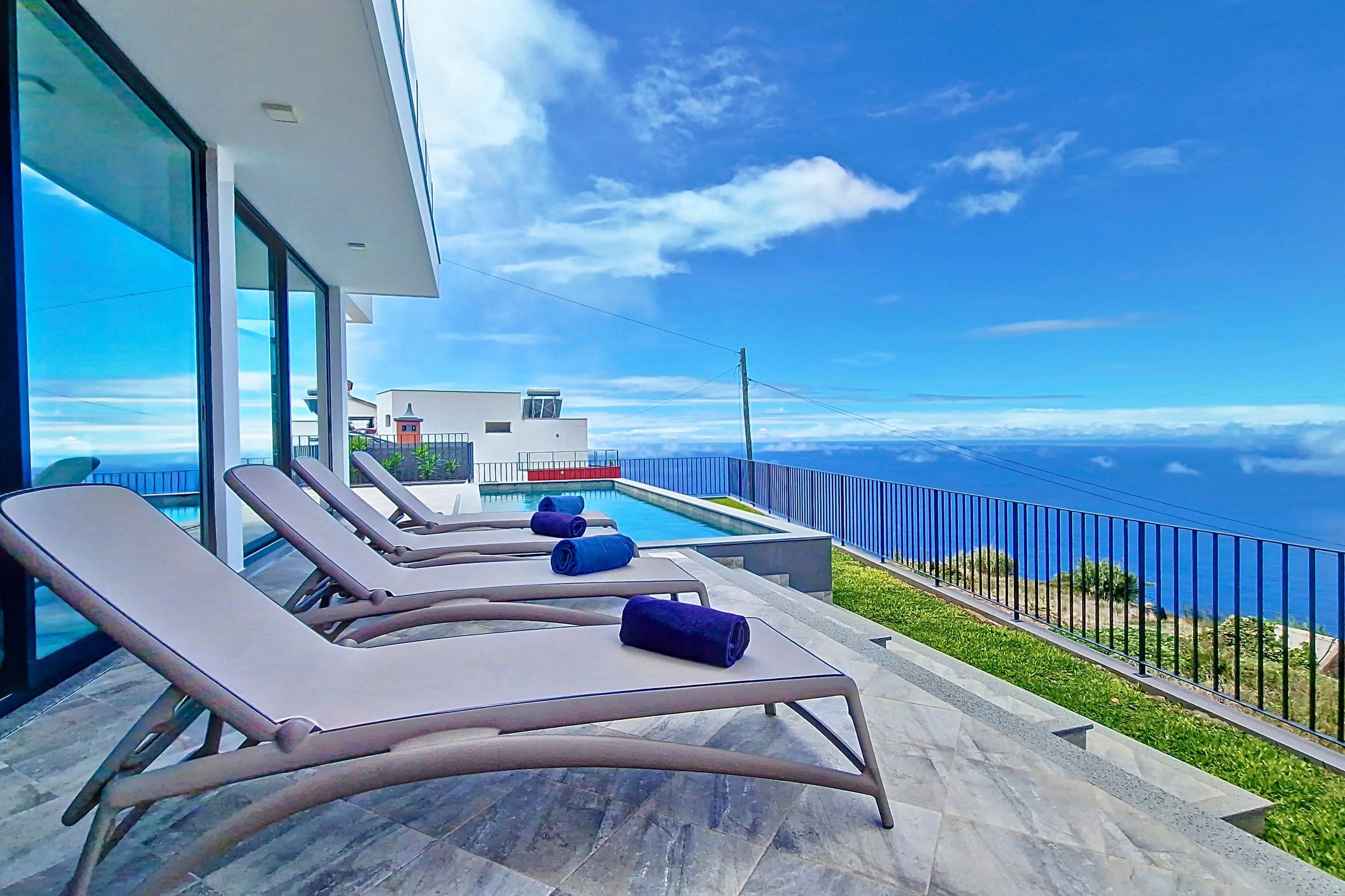 Ohana Ocean View by LovelyStay