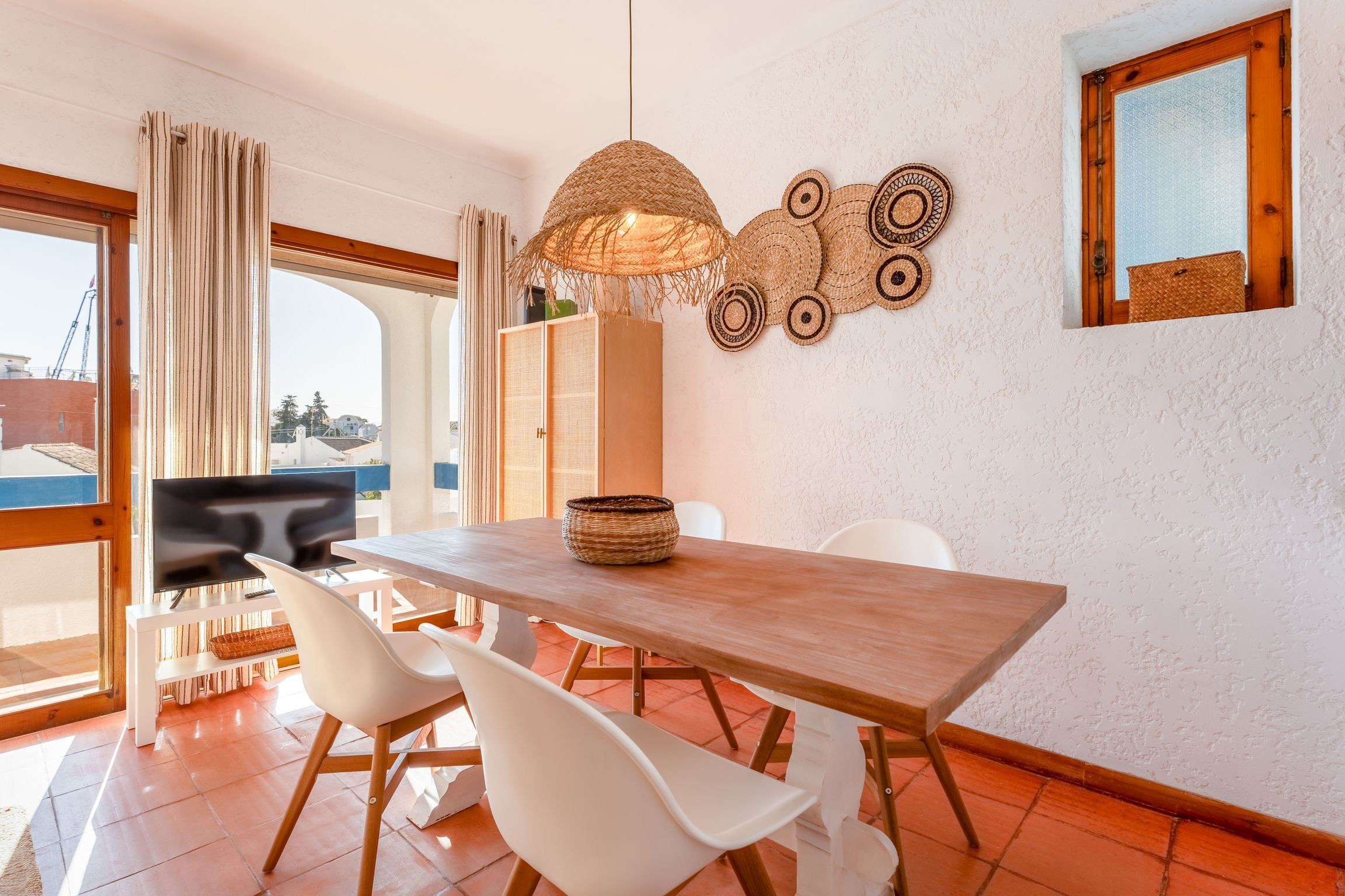 Comfy 2 BDR Apartment W/ Balcony by LovelyStay