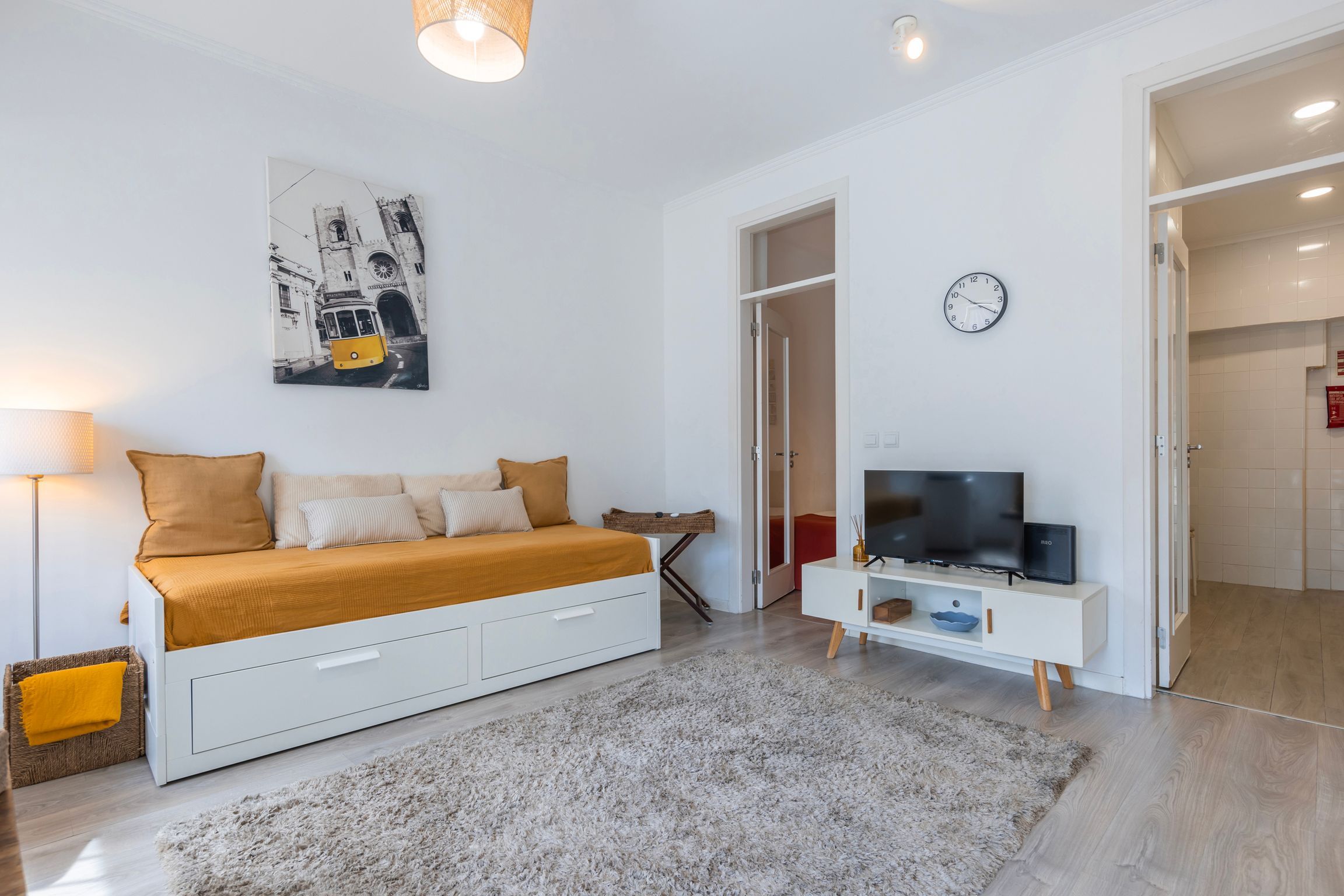 1BDR Cozy Flat in Heart of Lisbon by LovelyStay
