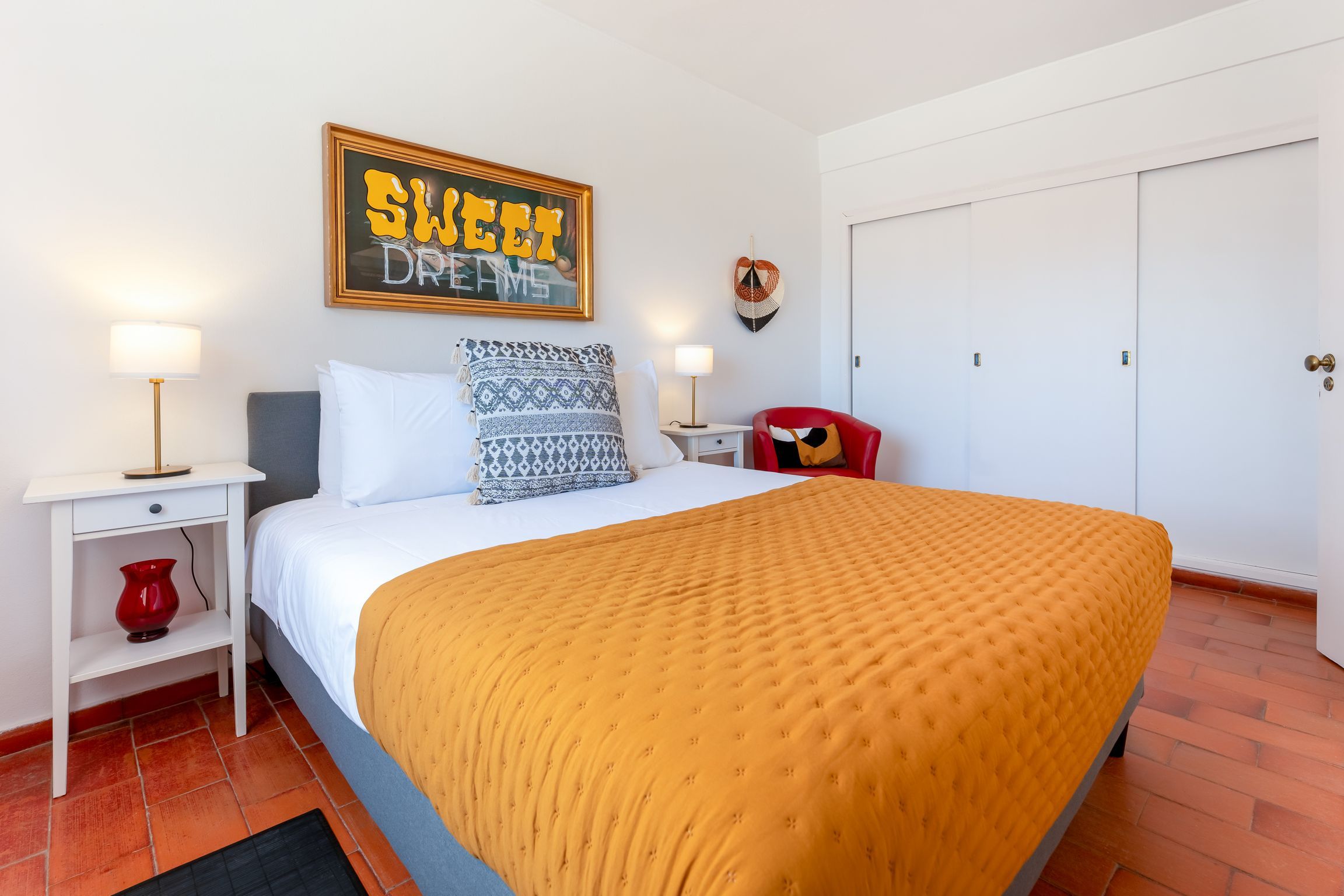 Sweet 1 BDR Apartment W/ Balcony by LovelyStay