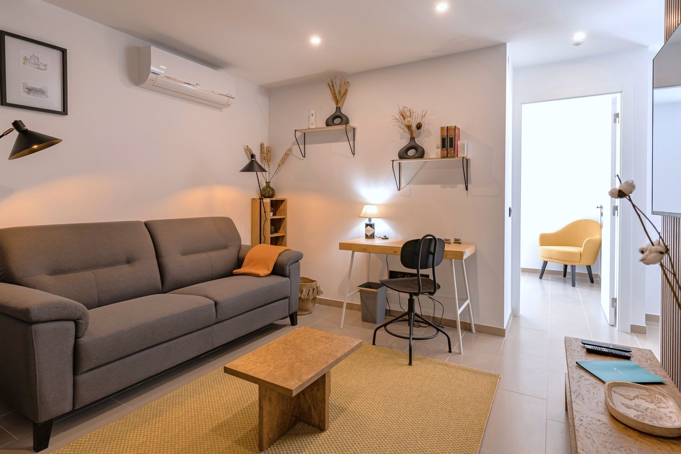 Amazing 3BDR Duplex in Lisbon by LovelyStay