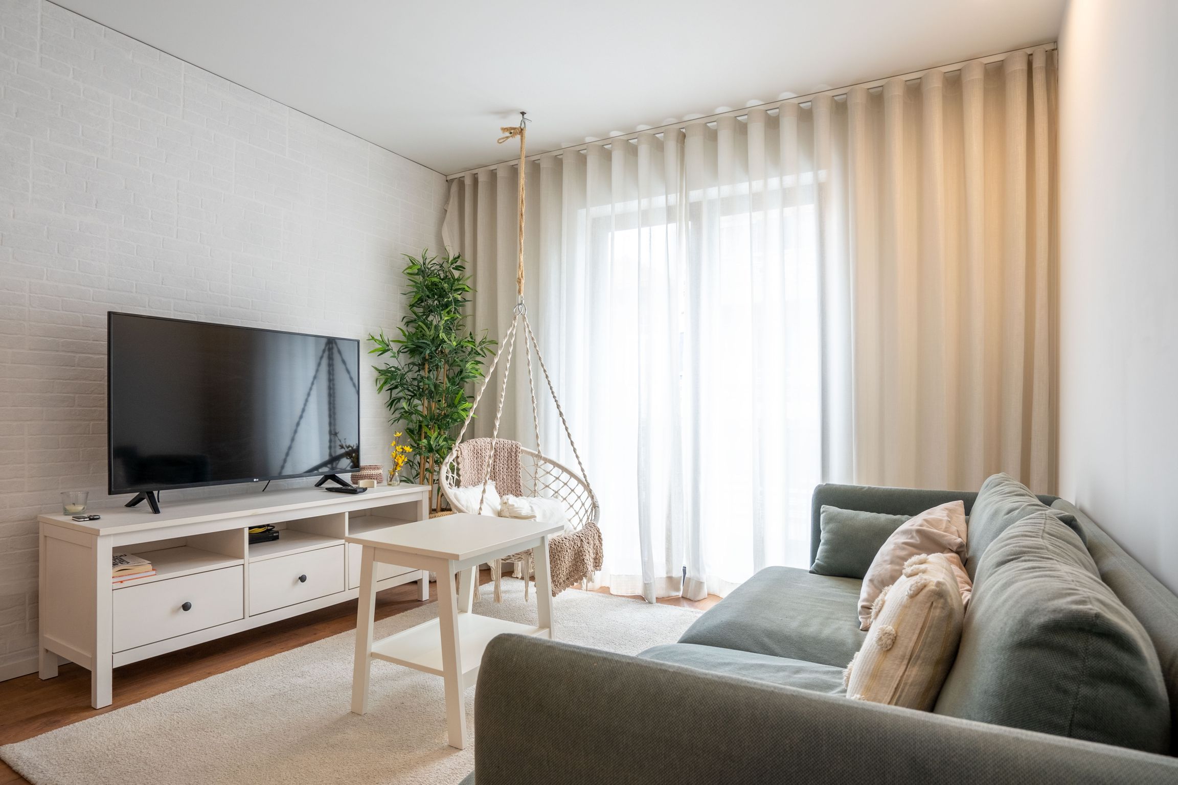 Serene and Central Apartment by LovelyStay