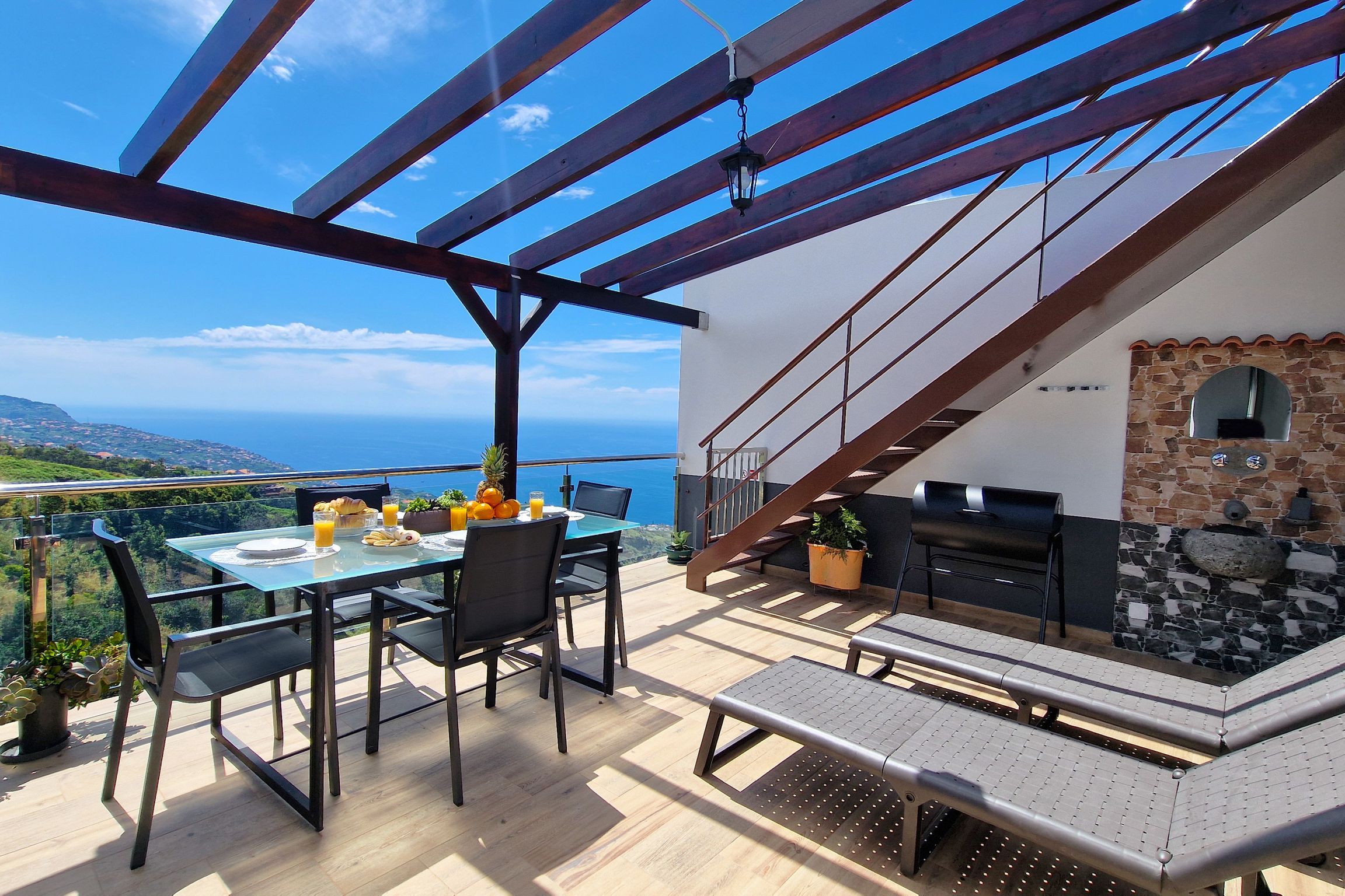 Valley Miradouro View by LovelyStay