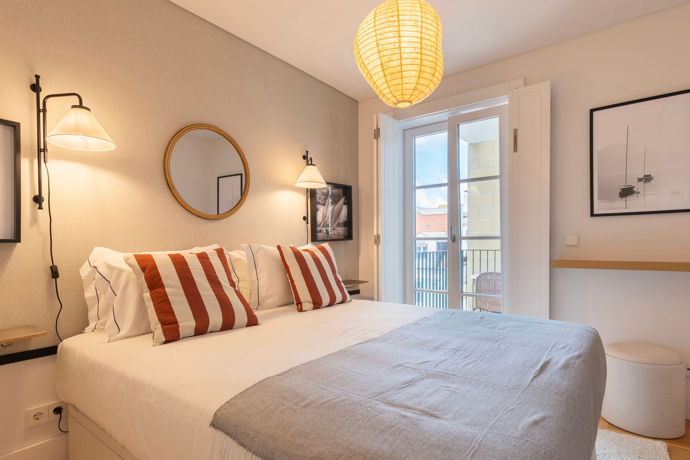 Downtown Cozy 1BDR Apartment by LovelyStay