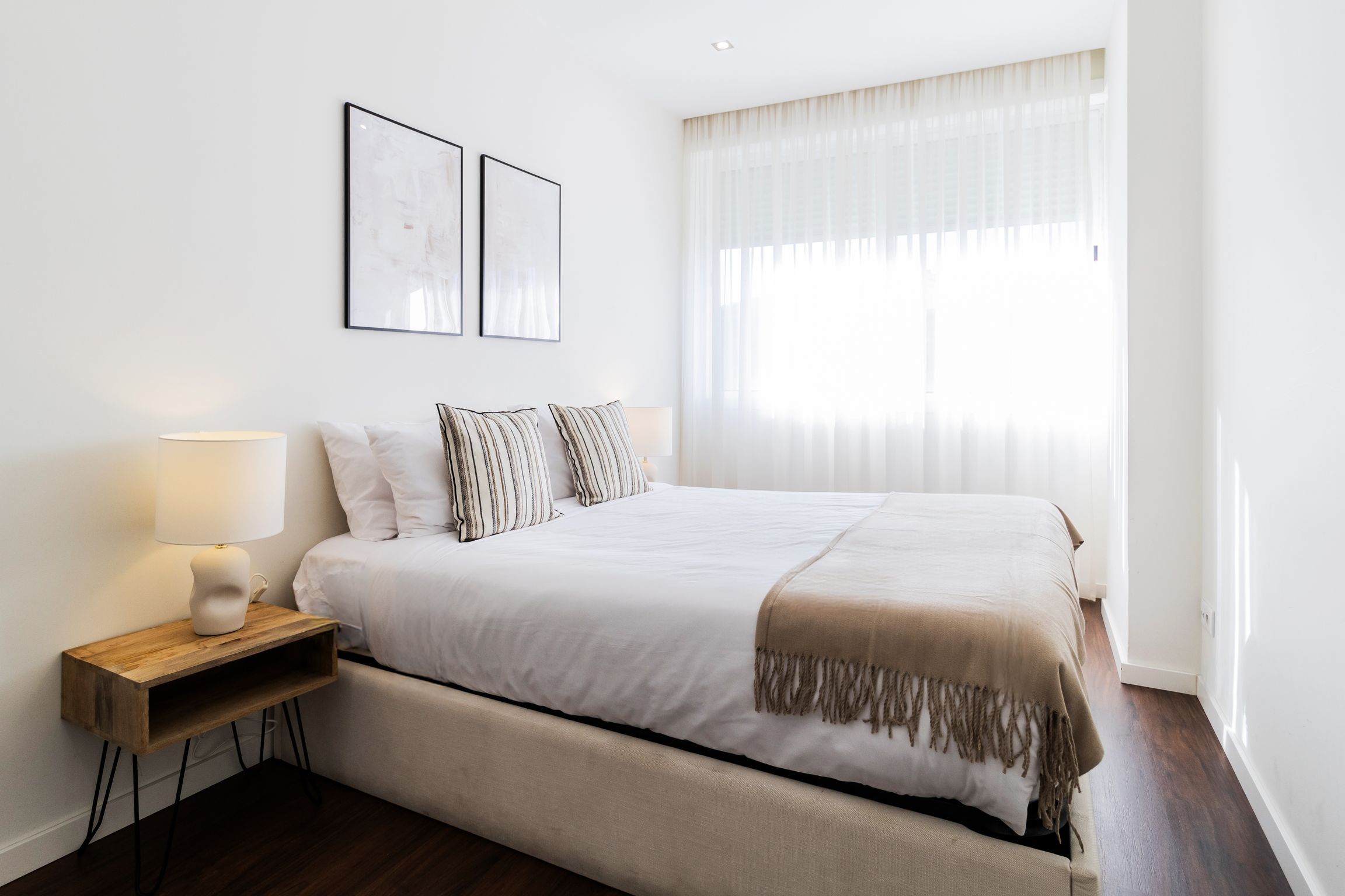 2BR Wonder in the City Center by LovelyStay