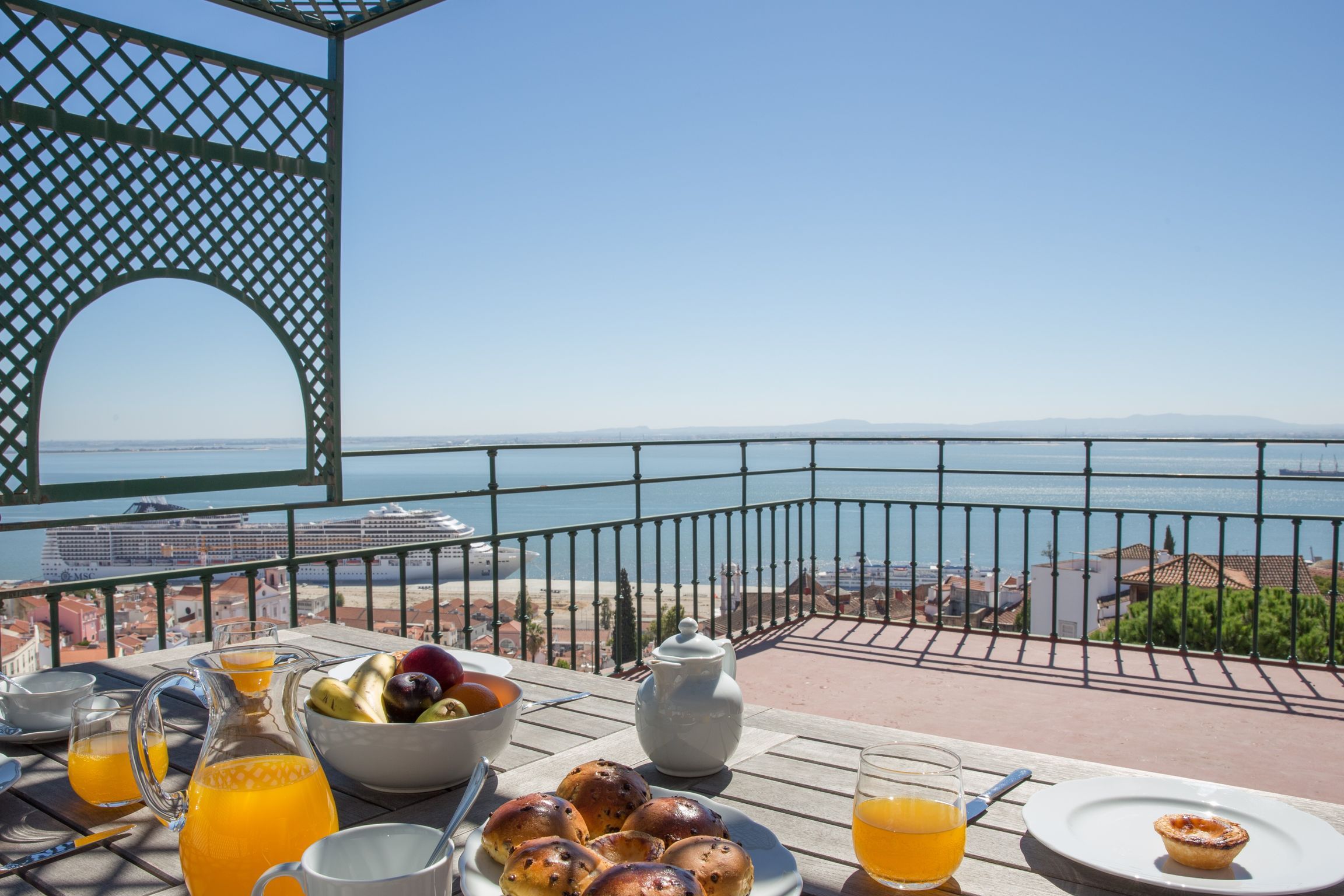 Penthouse Terrace 360º Lisbon View by LovelyStay