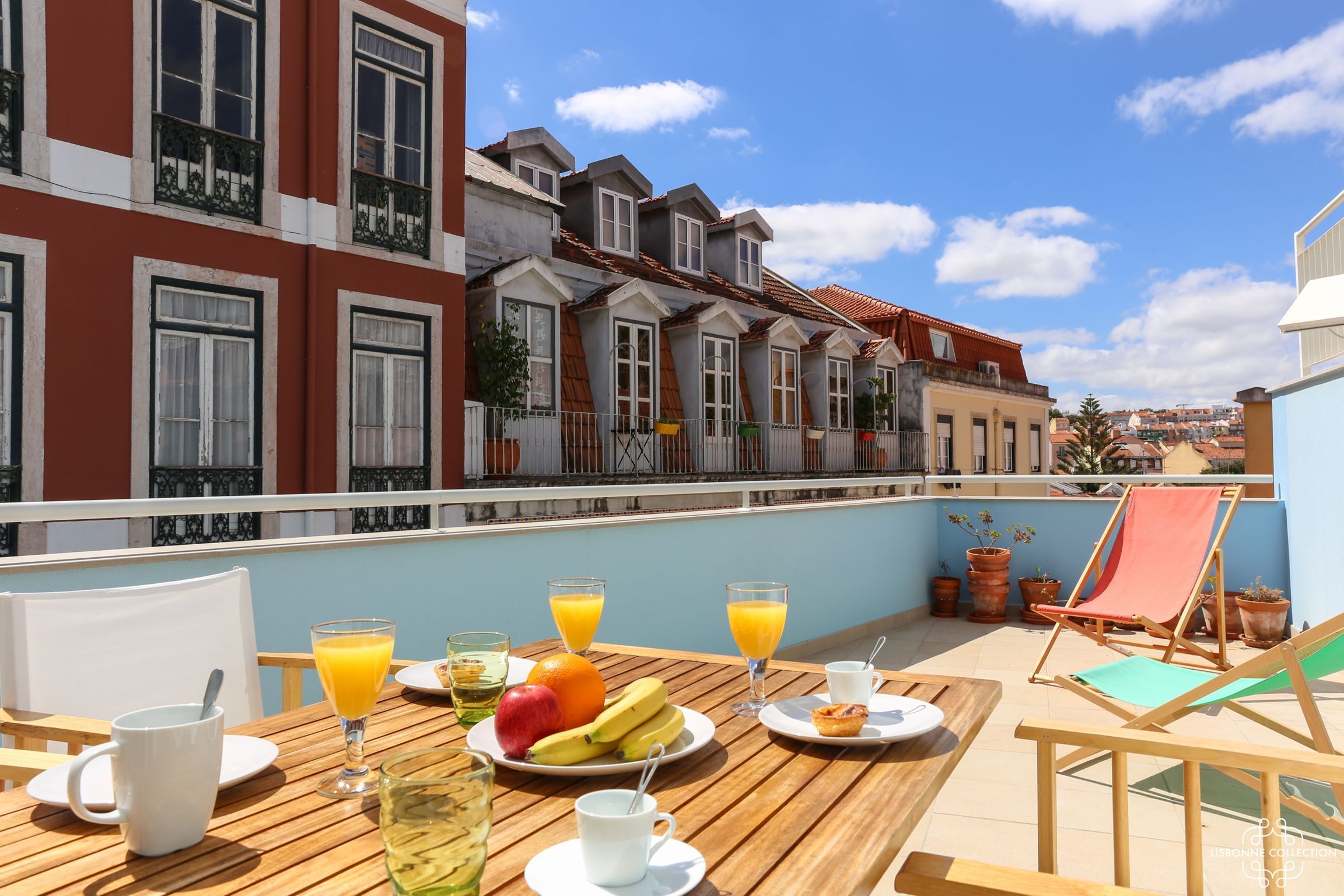 Azulejos Charming Flat with Terrace by LovelyStay