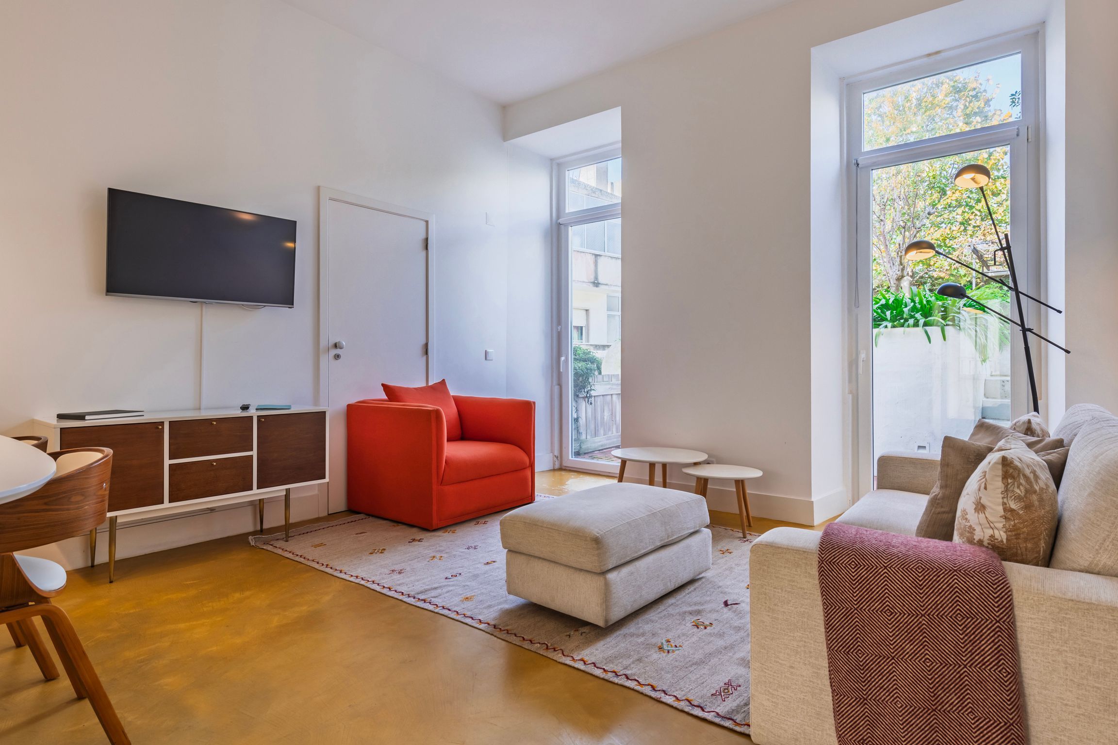 Quiet & Cool Apartment w/ Garden by LovelyStay