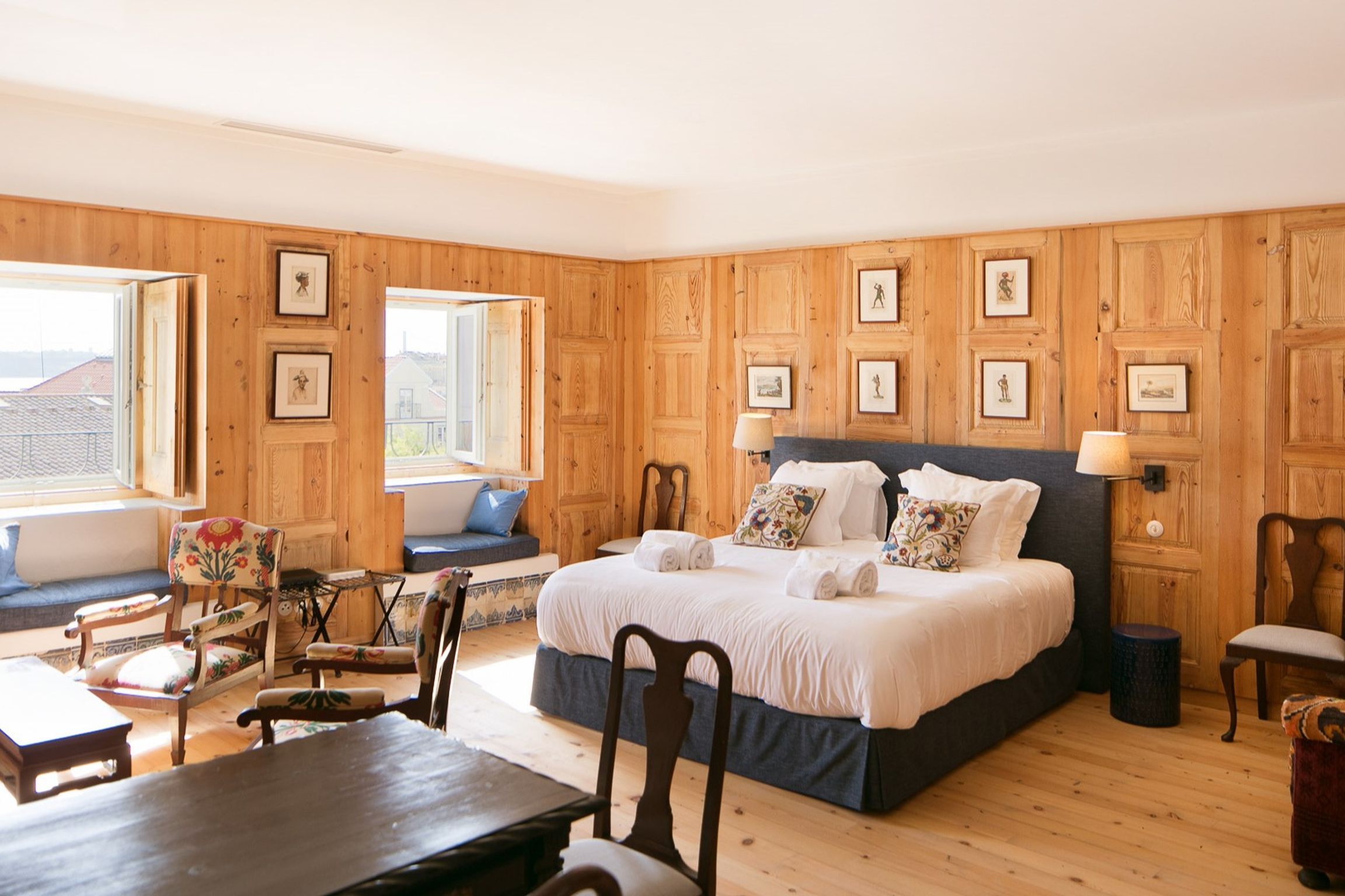 Alfama Unique & Romantic Studio by LovelyStay