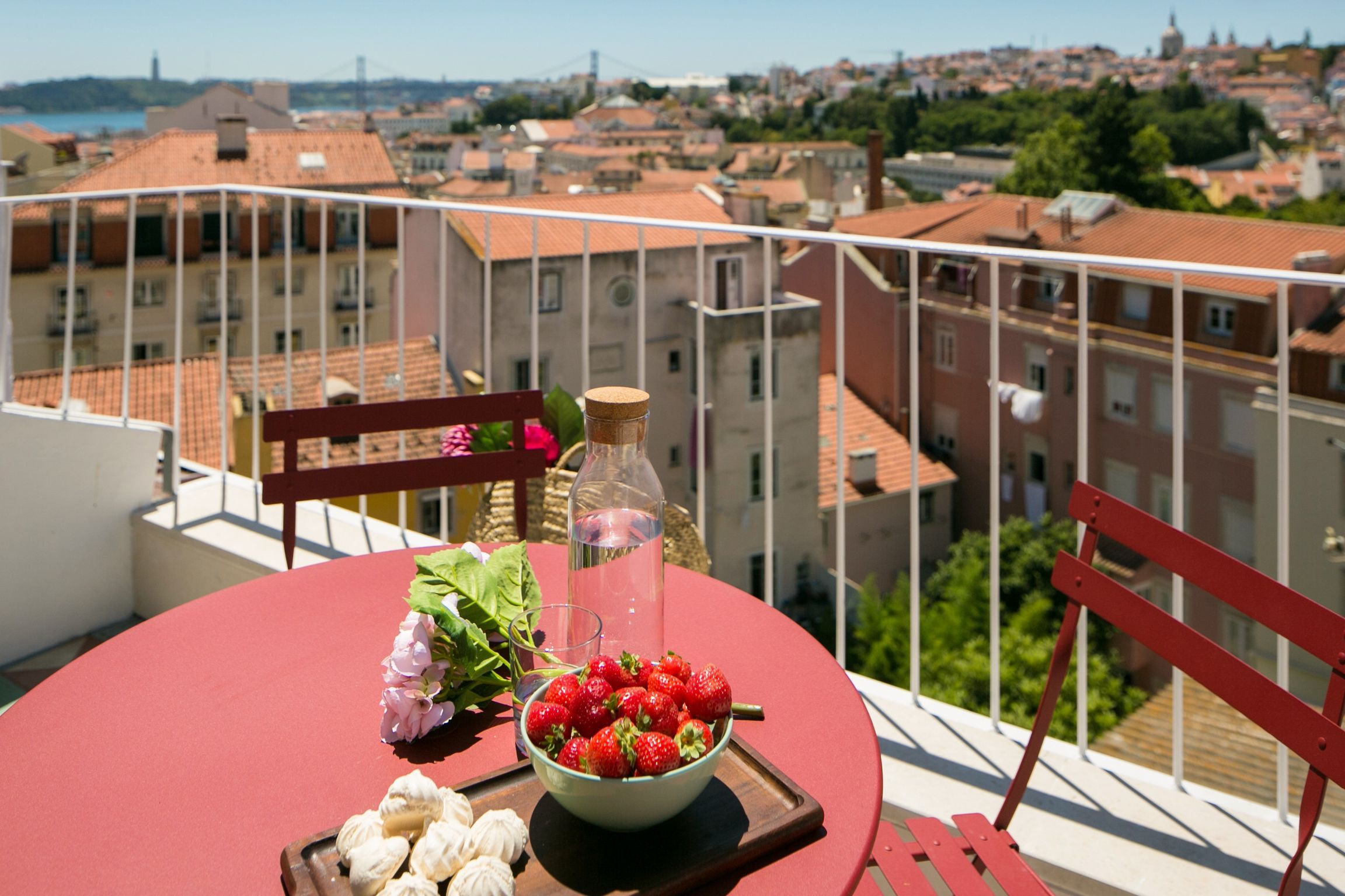 Central Rooftop Apartment by LovelyStay