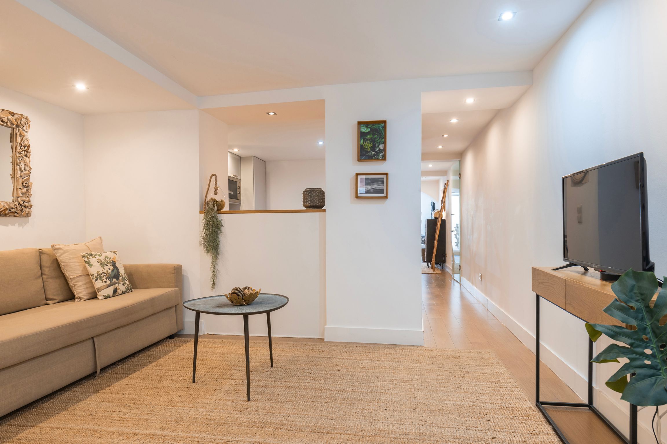 1BDR w/ Terrace in Alfama Centre by LovelyStay