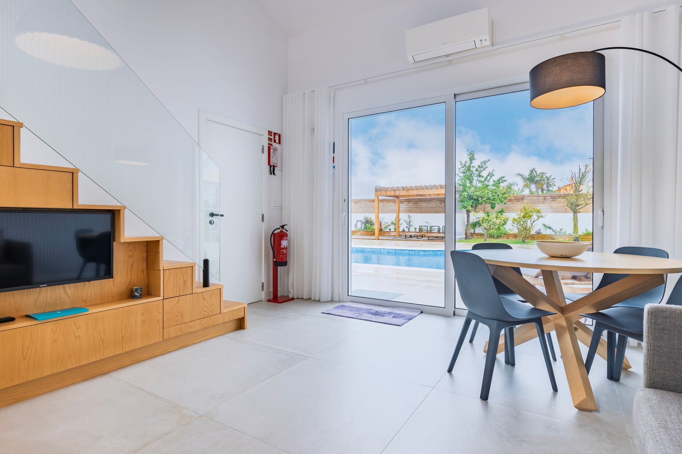 Blue Sky Villa 1 by LovelyStay