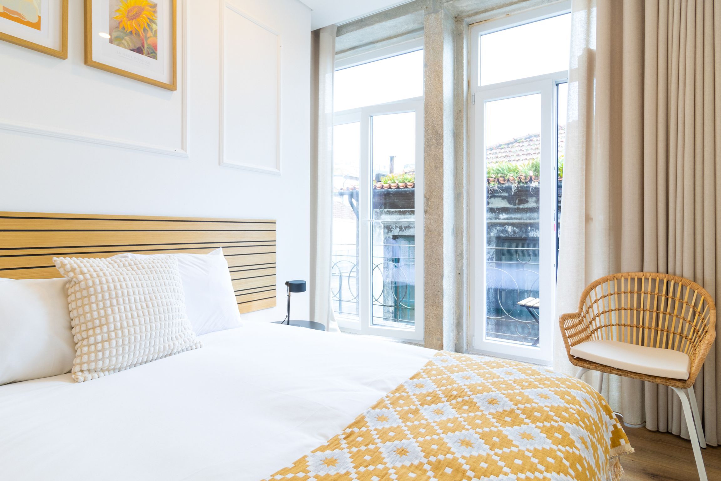 Trendy 2BR Near Douro River by LovelyStay