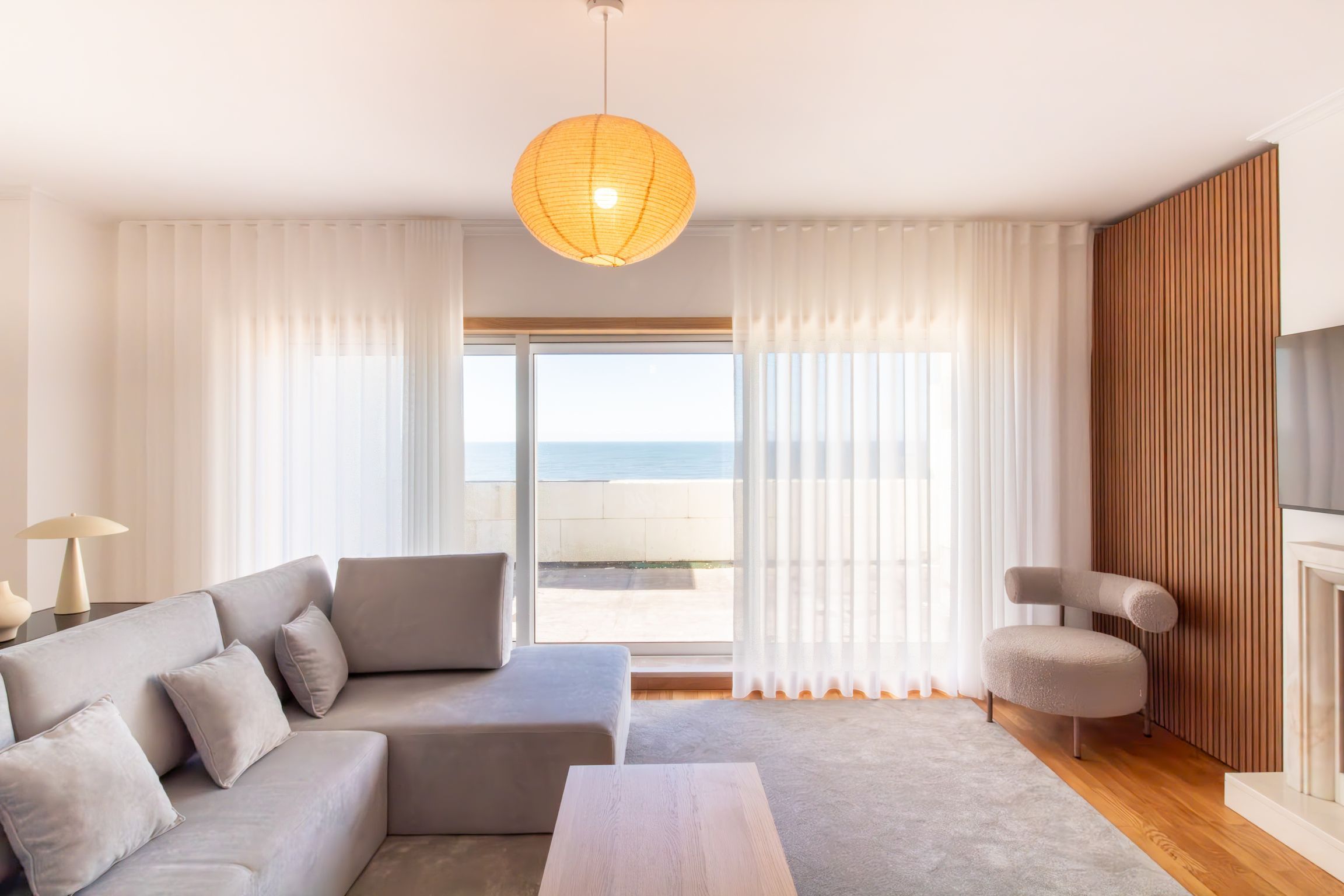 Seaside Living by LovelyStay