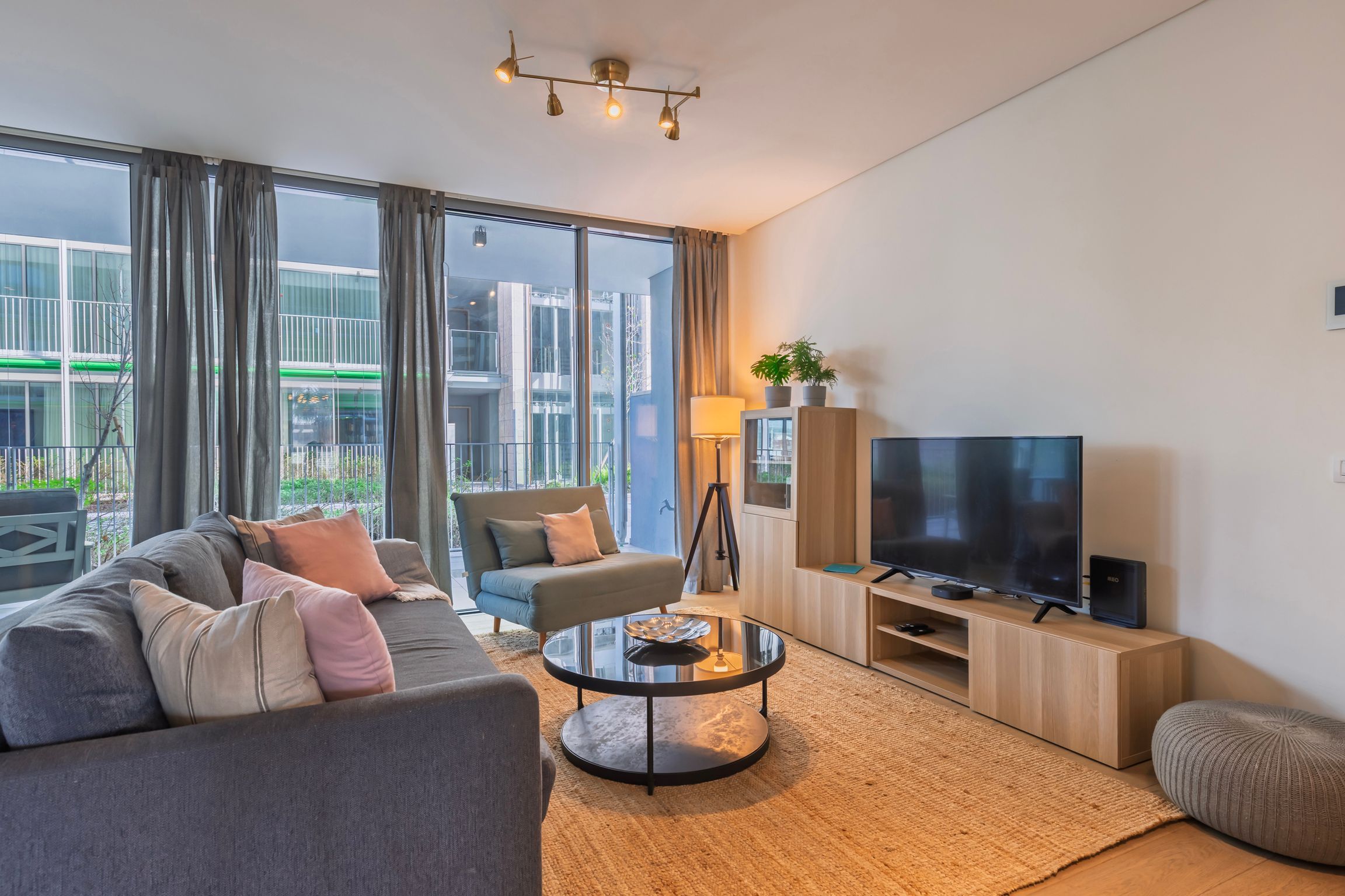 Modern 2BDR Apartment w/ Garage by LovelyStay