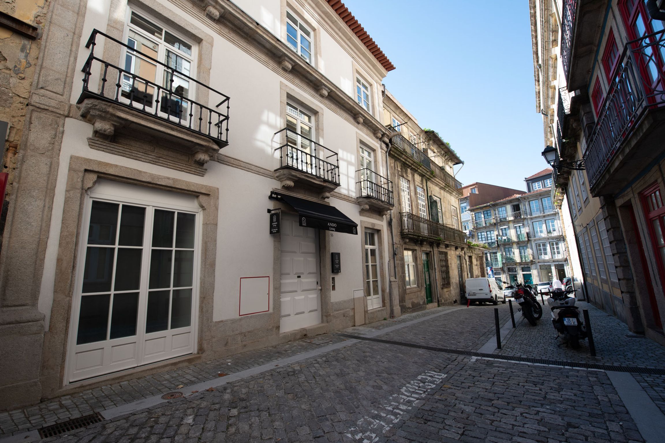 Ando Living - São Miguel House