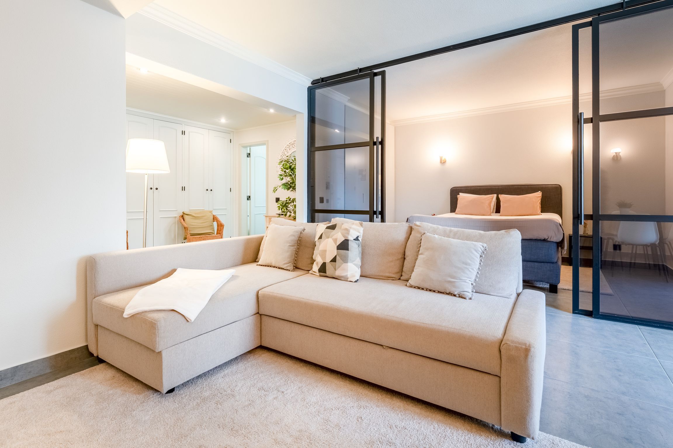 Modern Studio w/Balcony in Salgados by Lovelystay