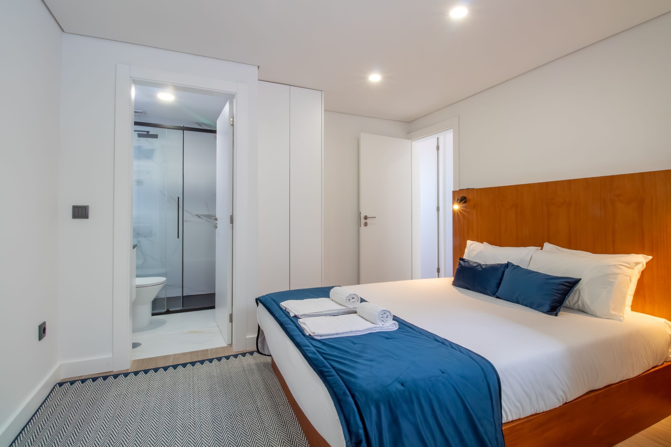 Quiet Duplex w/ Patio in Lapa by LovelyStay