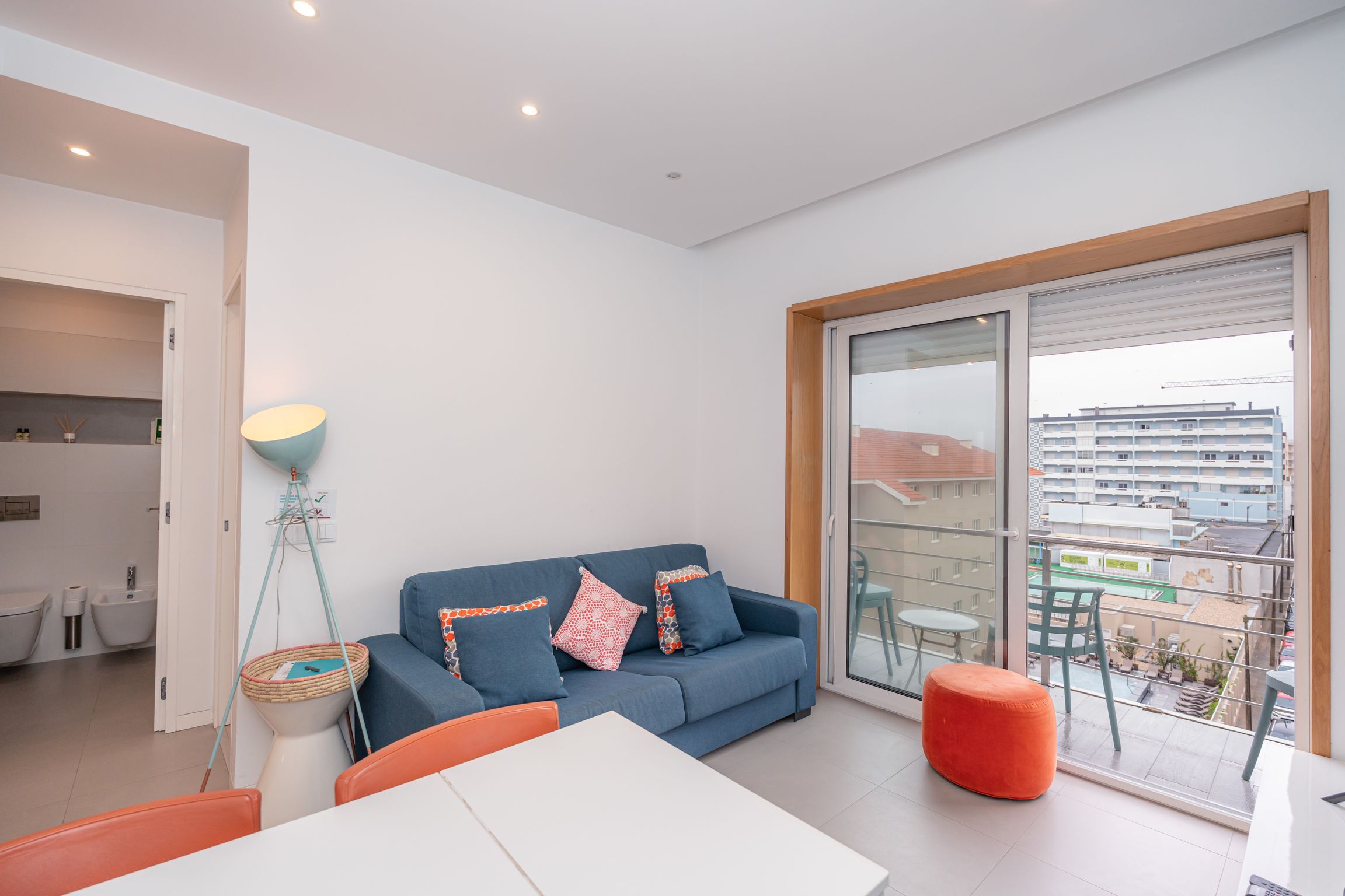 Maestro Apartment by LovelyStay