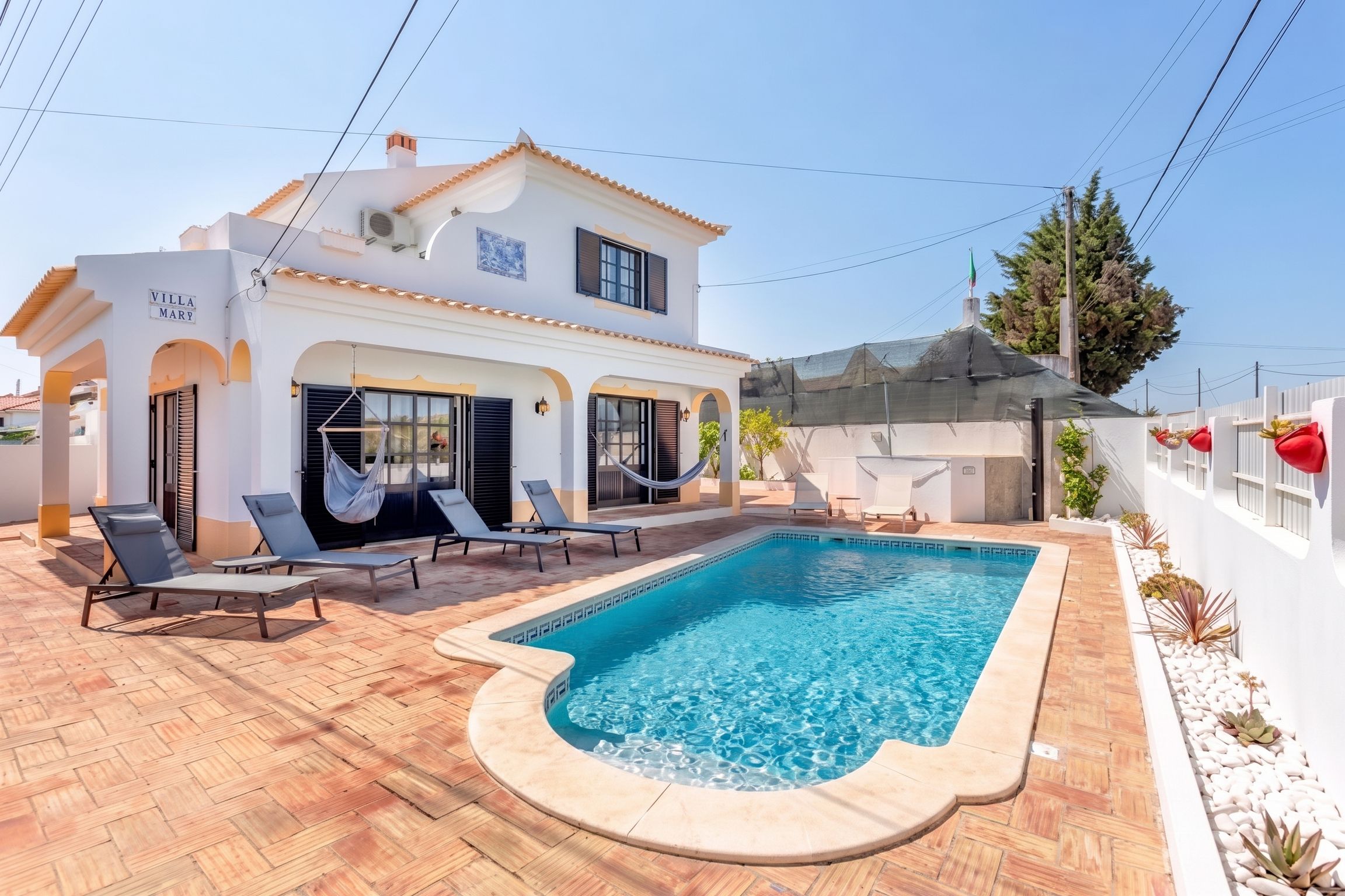 Stylish 3 BDR Retreat w/Pool by LovelyStay