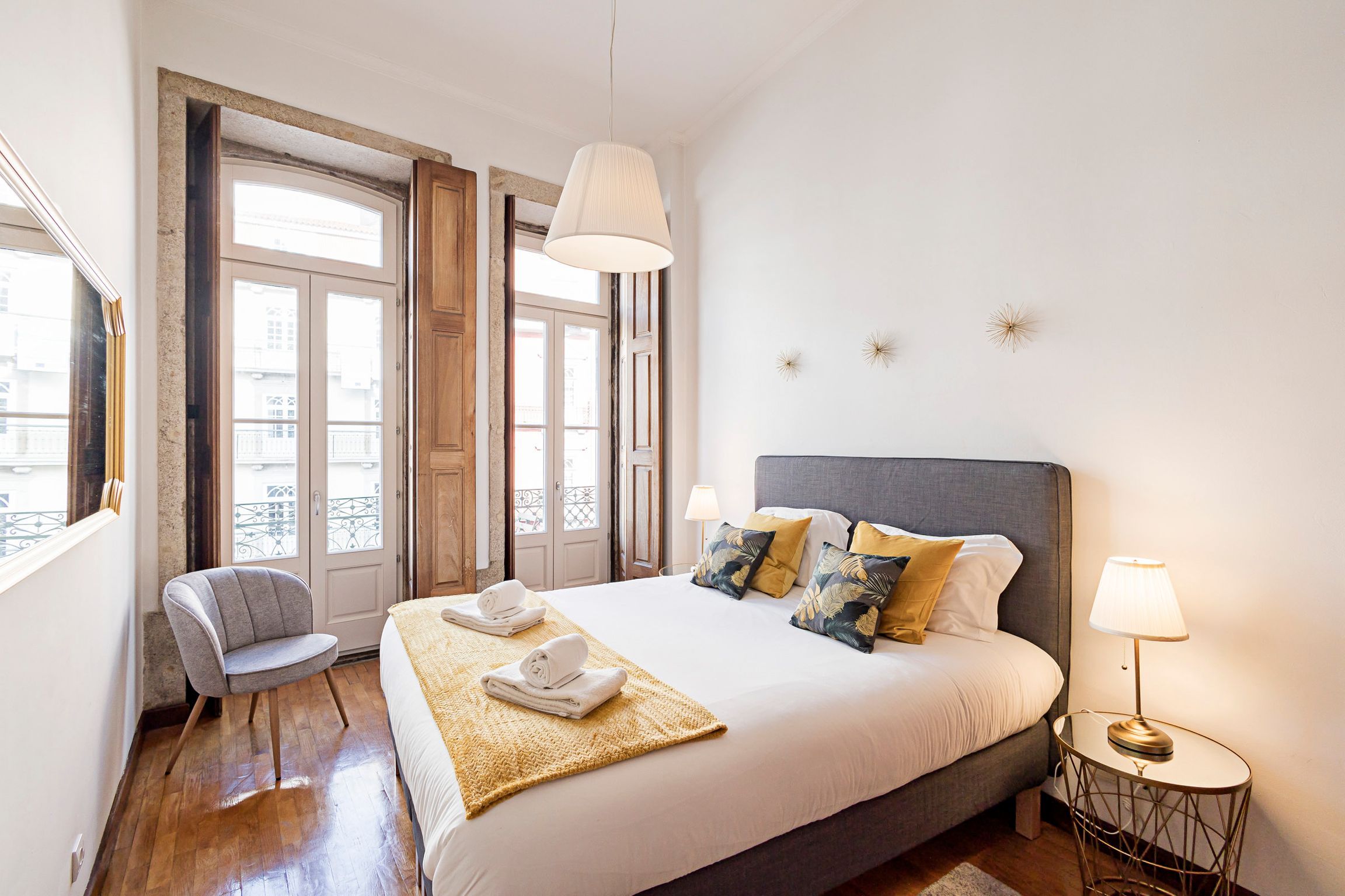Wine Apartments I - Ribeira 1BR by LovelyStay