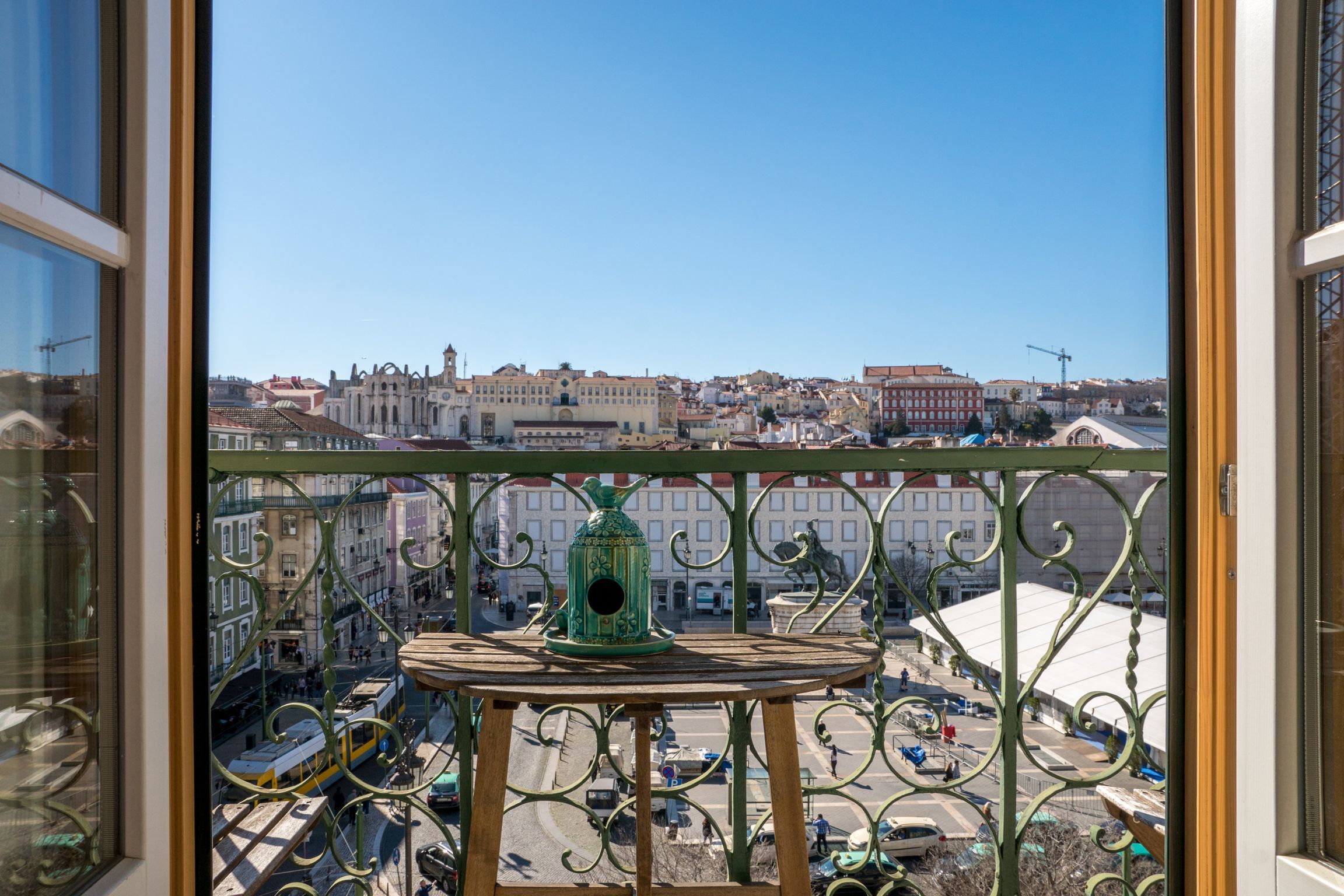 Lisbon Heart Apartments - Blue, by LovelyStay